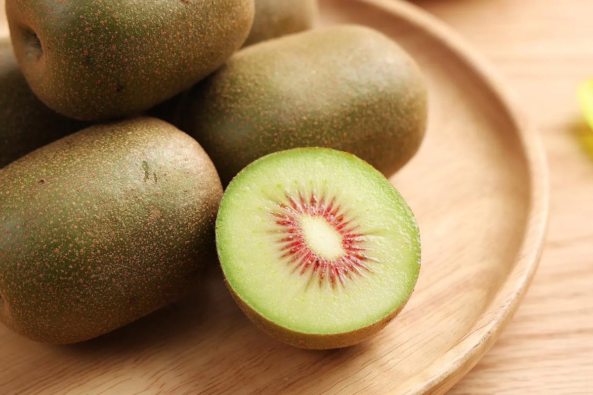 红心猕猴桃 甜到入心，国产水果的电商新宠
